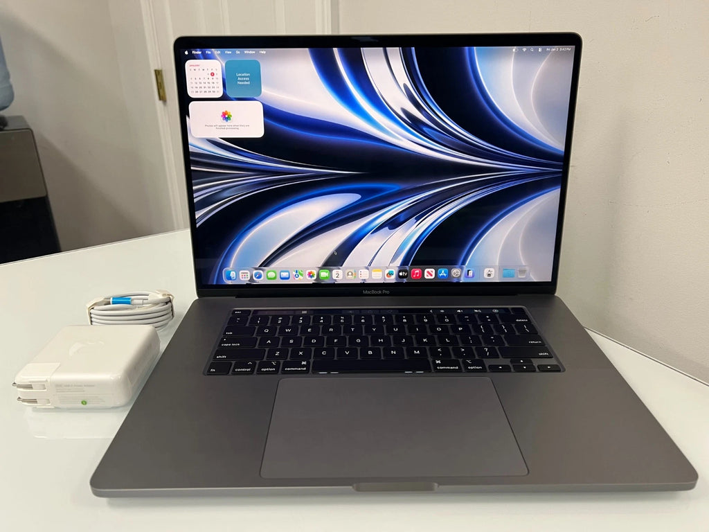MacBook Pro 16" (2019) 512GB SSD / 16GB RAM