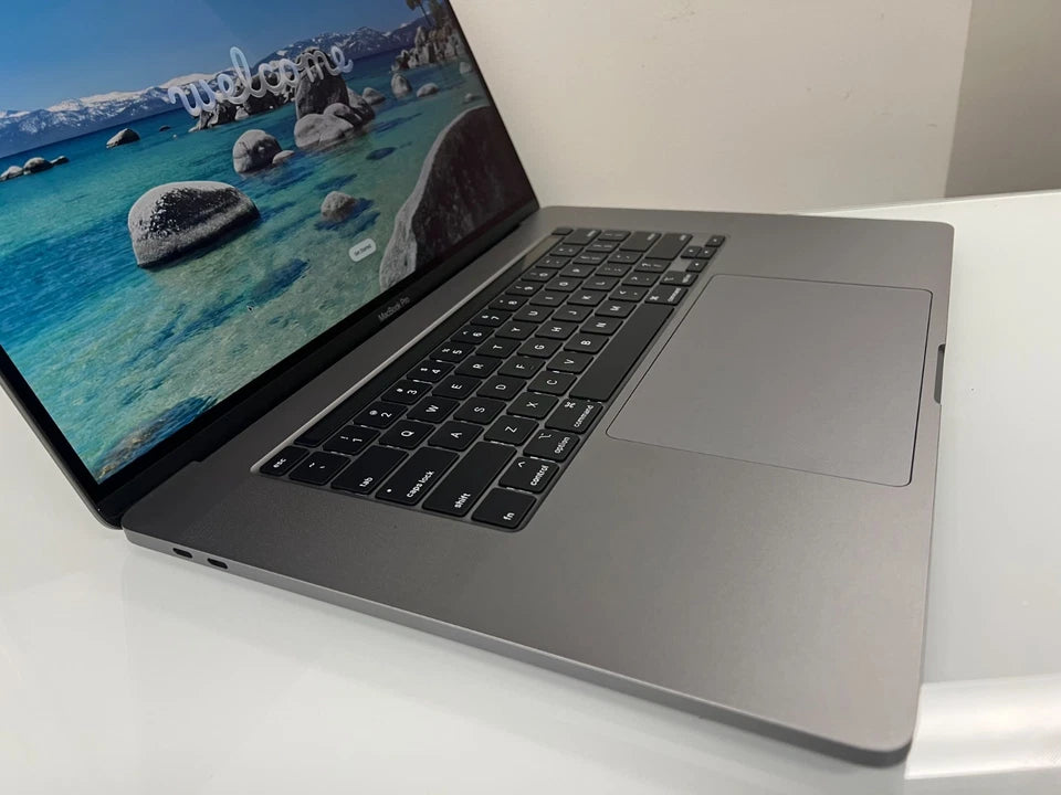 MacBook Pro 16" (2019) 512GB SSD / 16GB RAM