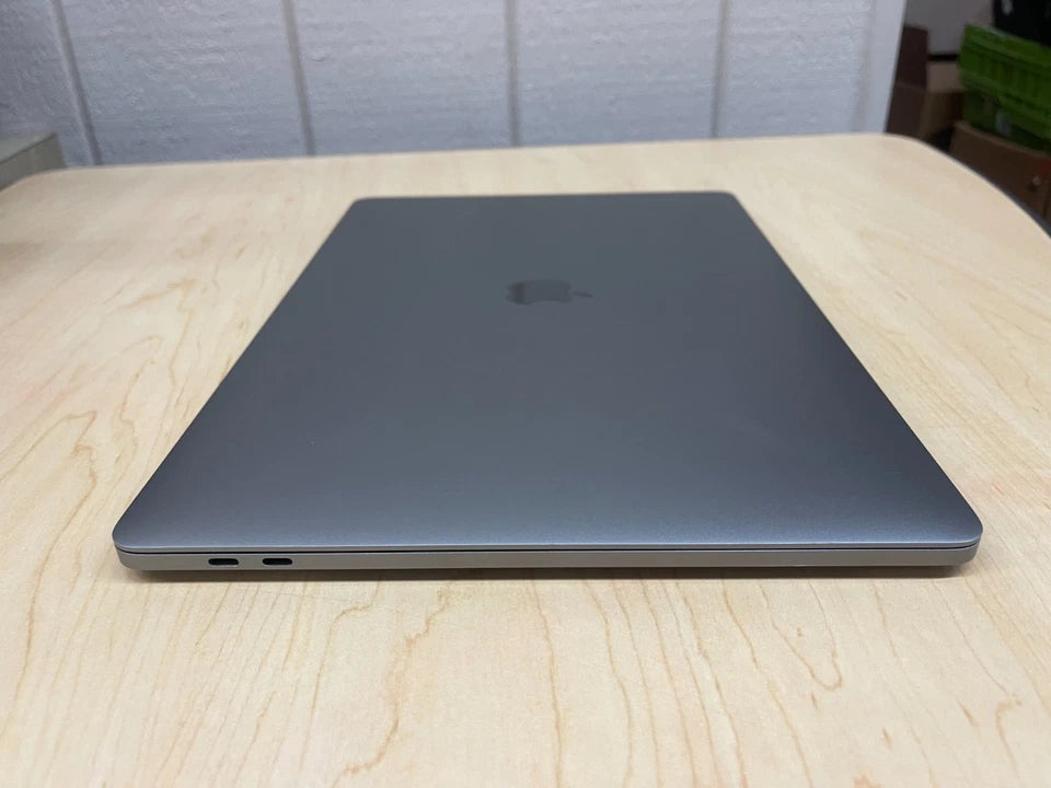 MacBook Pro 16" (2019) 1TB SSD / 16GB RAM
