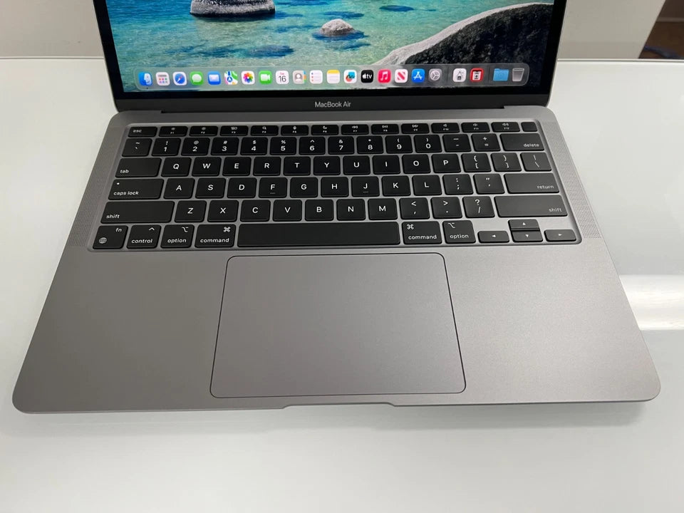 MacBook Air 13" (M1, 2020) 512GB SSD / 16GB RAM