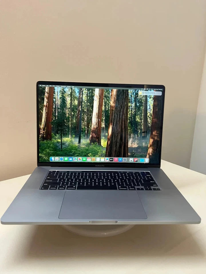 MacBook Pro 16" (2019) 512GB SSD / 16GB RAM