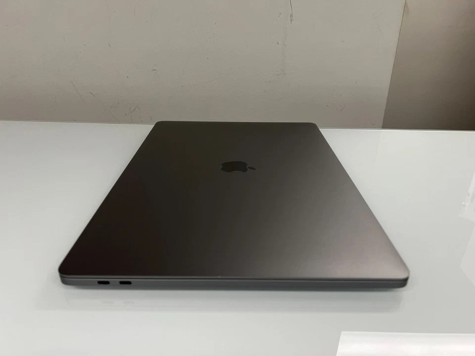 MacBook Pro 16" (2019) 512GB SSD / 16GB RAM