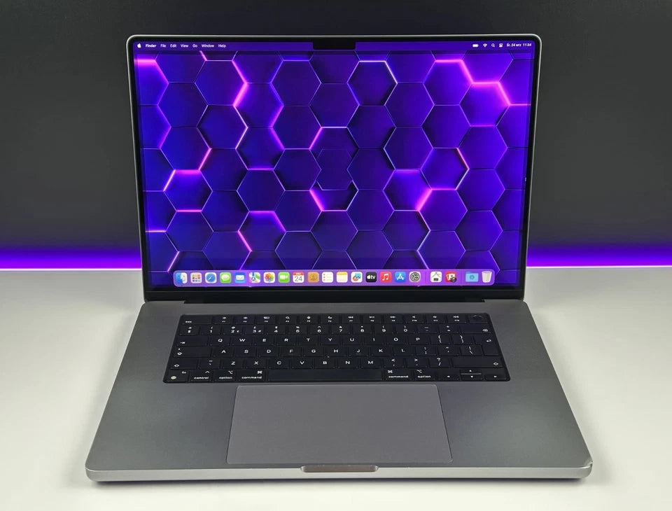 MacBook Pro 16" (2021) M1 Pro 512GB SSD / 16GB RAM