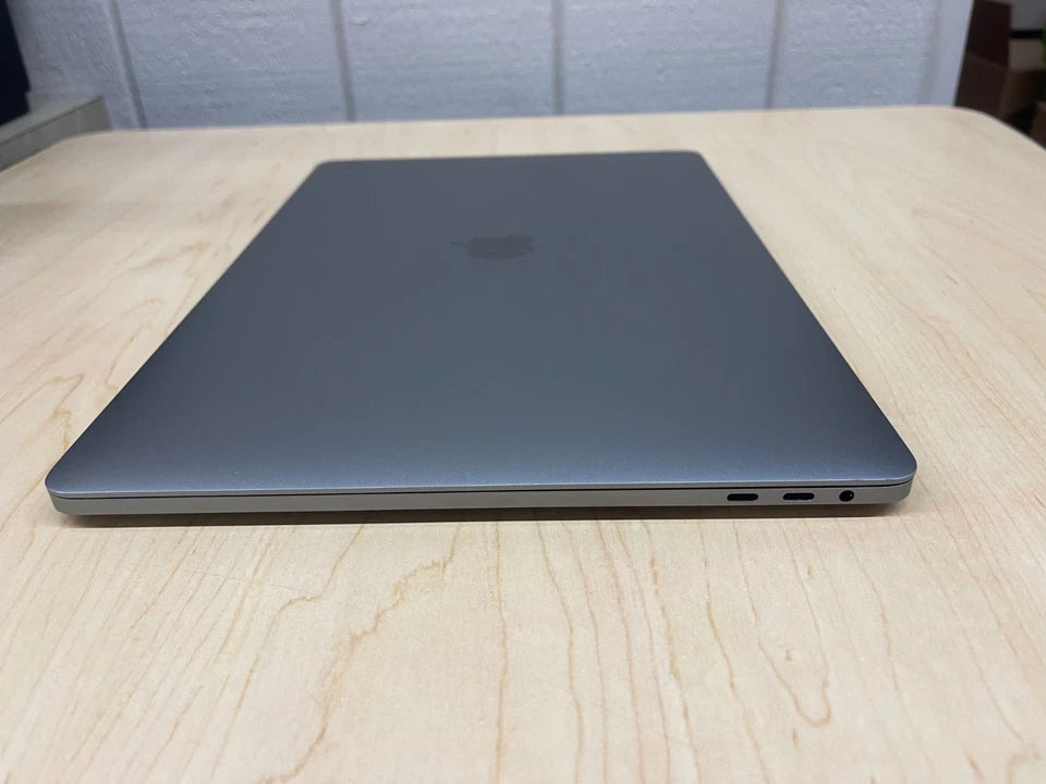 MacBook Pro 16" (2019) 1TB SSD / 16GB RAM