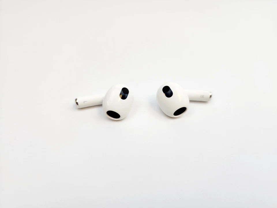 AirPods 3.ª Generación (Estuche Lightning) - Audio Espacial