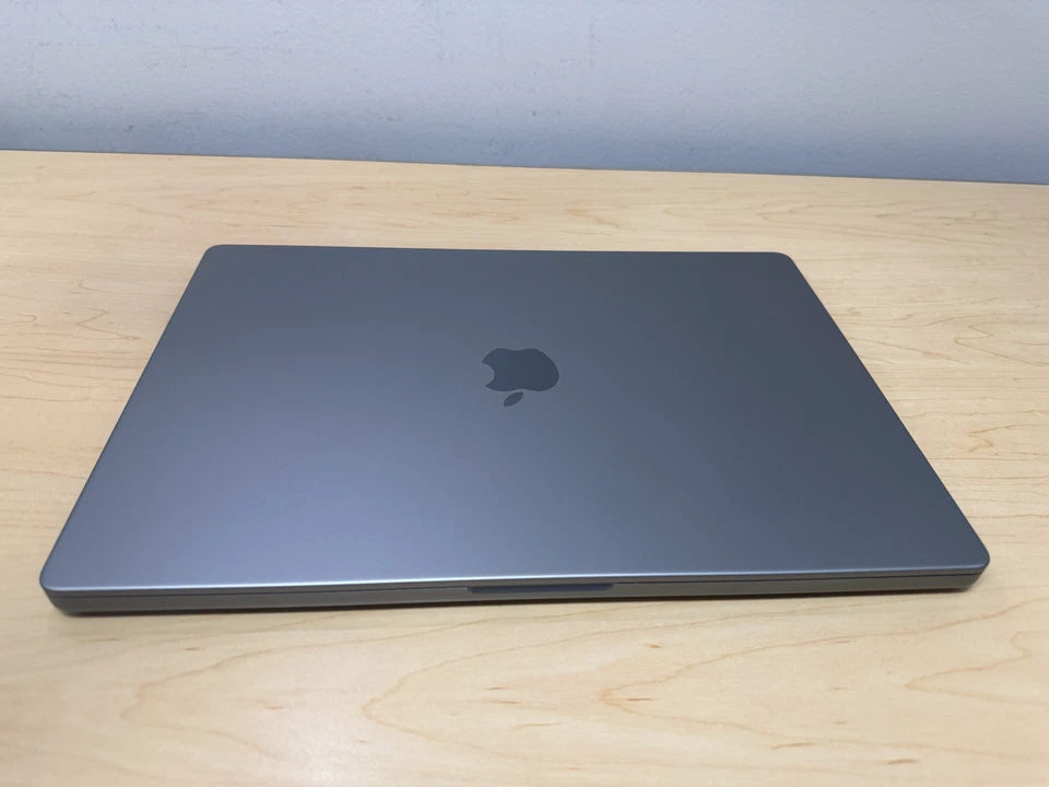 MacBook Pro 16" (2021) M1 Pro 512GB SSD / 16GB RAM