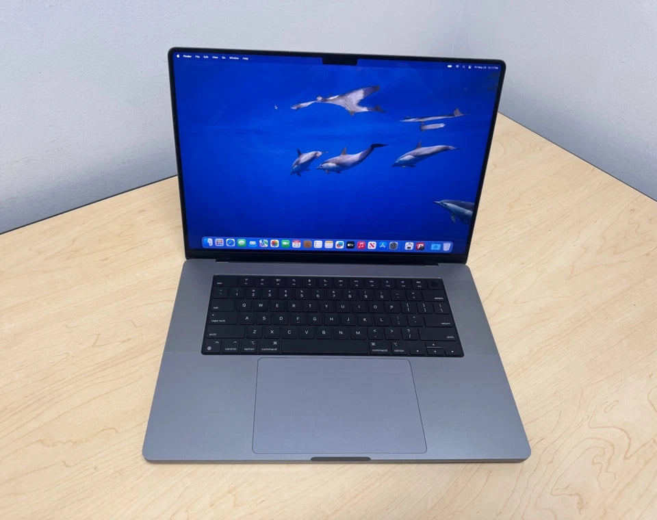 MacBook Pro 16" (2021) M1 Pro 512GB SSD / 16GB RAM
