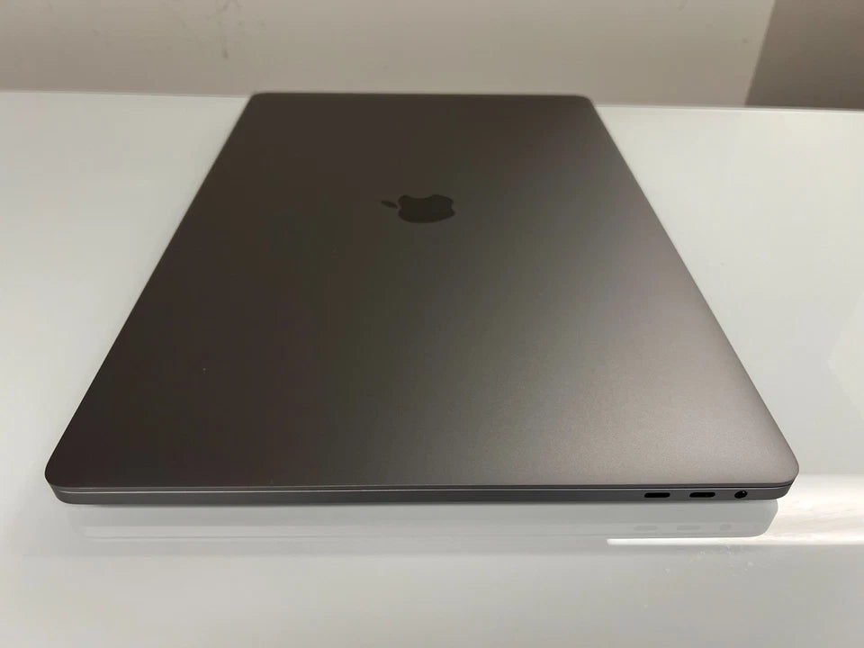MacBook Pro 16" (2019) 512GB SSD / 16GB RAM